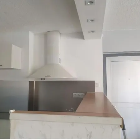 Apartment F3 Climatise - Parking